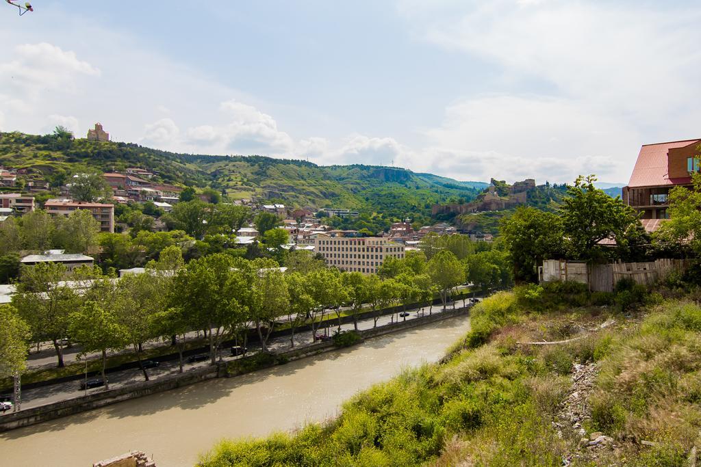 Metekhi'S Galavani Hotel Tbilisi Exteriör bild