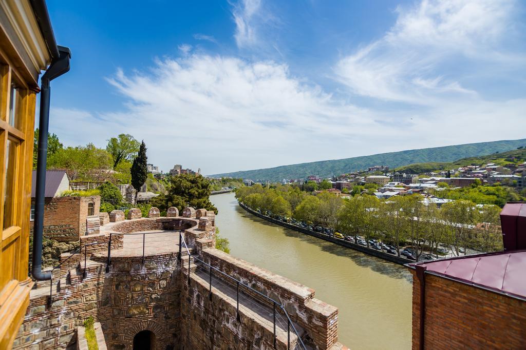 Metekhi'S Galavani Hotel Tbilisi Exteriör bild