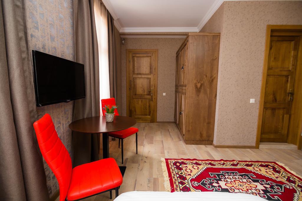 Metekhi'S Galavani Hotel Tbilisi Exteriör bild